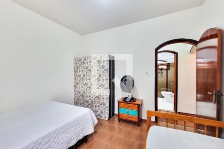 Casa para alugar com 398m², 3 quartos e 3 vagasQuarto