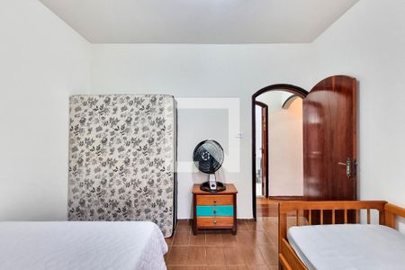 Casa para alugar com 398m², 3 quartos e 3 vagasQuarto