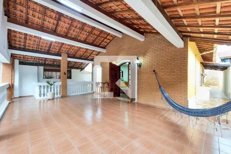 Casa para alugar com 398m², 3 quartos e 3 vagasVaranda