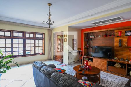 Sala de casa à venda com 3 quartos, 300m² em Jardim Maria Estela, São Paulo