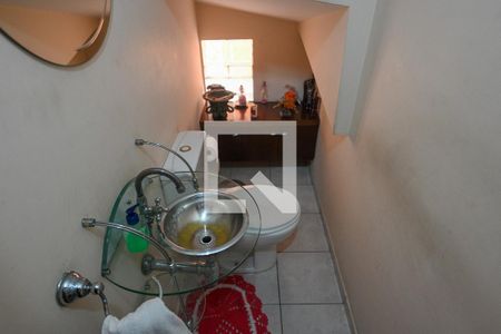 Lavabo de casa para alugar com 3 quartos, 300m² em Jardim Maria Estela, São Paulo