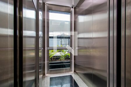 Apartamento para alugar com 75m², 3 quartos e 1 vagaÁrea comum - Elevador