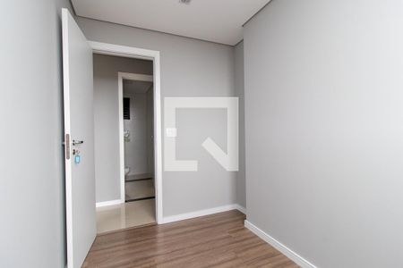 Quarto 1 de apartamento para alugar com 3 quartos, 75m² em Carioca, São José dos Pinhais