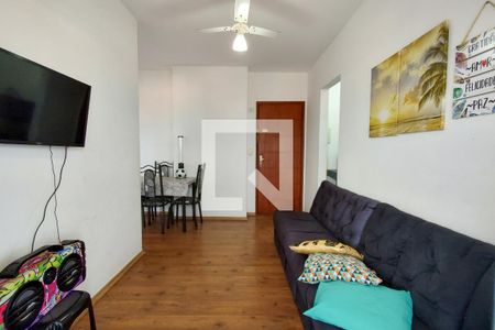 Sala de apartamento para alugar com 1 quarto, 48m² em Nova Mirim, Praia Grande