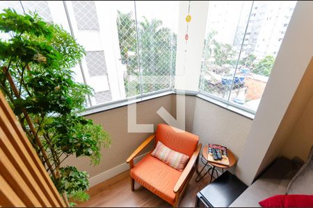 Sacada de apartamento à venda com 2 quartos, 50m² em Vila Mangalot, São Paulo