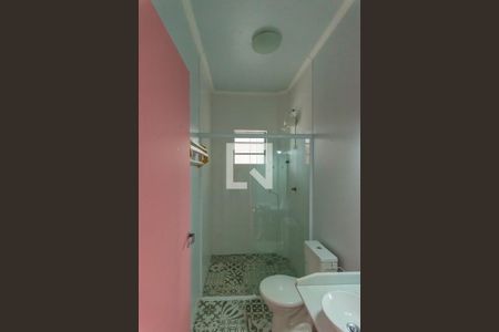 Banheiro de kitnet/studio para alugar com 1 quarto, 45m² em Jardim Icaraí, Campinas