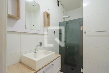 Banheiro da Suíte de apartamento para alugar com 3 quartos, 130m² em Menino Deus, Porto Alegre