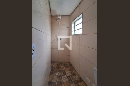 Banheiro de kitnet/studio para alugar com 1 quarto, 32m² em Imirim, São Paulo