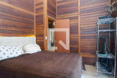 Casa de condomínio à venda com 140m², 2 quartos e 4 vagas Casa de condomínio à venda com 140m², 2 quartos e 4 vagassuite 1