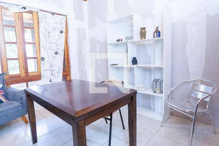 Casa de condomínio à venda com 140m², 2 quartos e 4 vagas Casa de condomínio à venda com 140m², 2 quartos e 4 vagassala