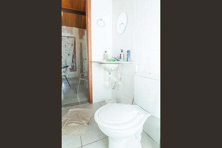 Casa de condomínio à venda com 140m², 2 quartos e 4 vagas Casa de condomínio à venda com 140m², 2 quartos e 4 vagasLavabo