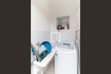 Casa de condomínio para alugar com 80m², 2 quartos e 1 vagaÁrea de Serviço