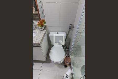 Apartamento à venda com 141m², 3 quartos e 2 vagasSuíte 1 - Banheiro