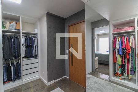 Apartamento à venda com 141m², 3 quartos e 2 vagasSuíte 1 - Closet