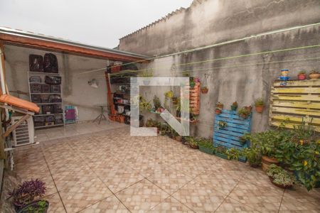 Casa à venda com 180m², 3 quartos e 4 vagasEspaço superior amplo