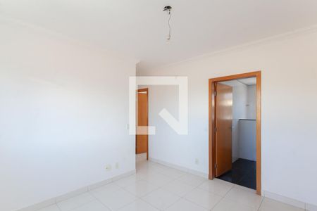 Sala de apartamento para alugar com 3 quartos, 60m² em Santa Mônica, Belo Horizonte