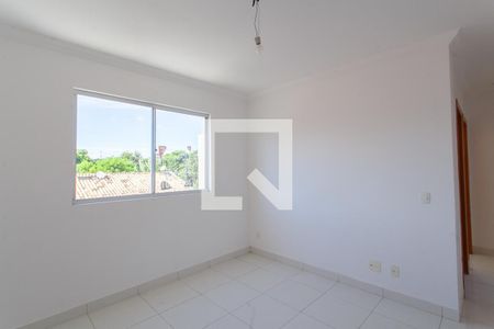 Sala de apartamento para alugar com 3 quartos, 60m² em Santa Mônica, Belo Horizonte