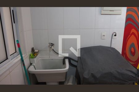 Apartamento à venda com 64m², 2 quartos e 1 vagaÁrea de Serviço