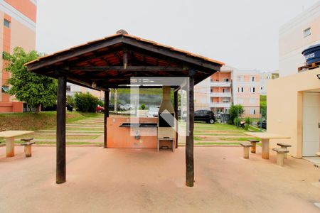 Apartamento para alugar com 48m², 2 quartos e 1 vaga Apartamento para alugar com 48m², 2 quartos e 1 vagaÁrea comum - Churrasqueira
