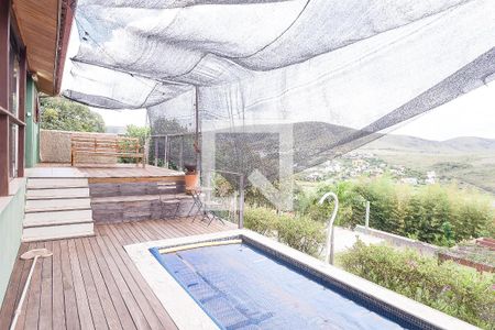 Casa de condomínio para alugar com 140m², 2 quartos e 3 vagasvaranda / piscina