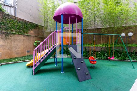 Apartamento à venda com 140m², 3 quartos e 2 vagasÁrea comum - Playground