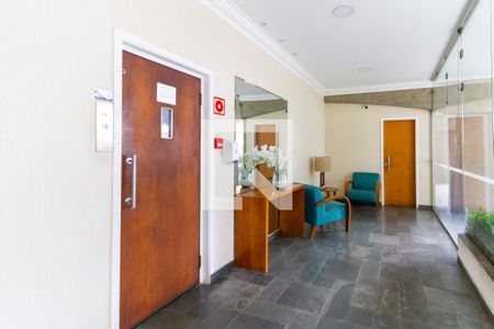 Apartamento à venda com 140m², 3 quartos e 2 vagasHall social