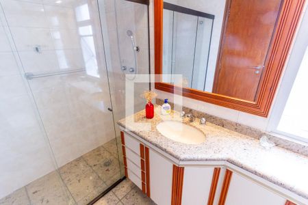 Apartamento à venda com 140m², 3 quartos e 2 vagasBanheiro Social