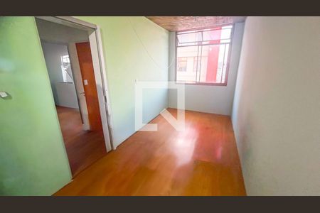 Sala de apartamento à venda com 1 quarto, 44m² em Colégio Batista, Belo Horizonte