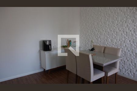 Sala de apartamento à venda com 2 quartos, 50m² em Vila Nambi, Jundiaí