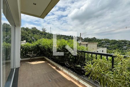 Varanda de casa de condomínio à venda com 3 quartos, 245m² em Alphaville, Santana de Parnaíba