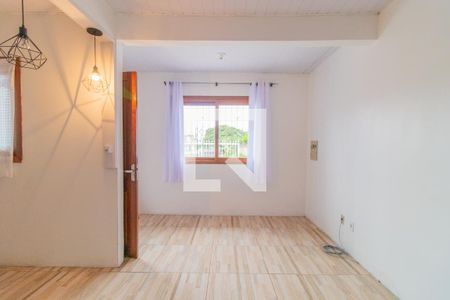 Sala de casa à venda com 2 quartos, 125m² em Hípica, Porto Alegre