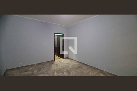 Casa para alugar com 3 quartos, 250m² em Vila Pires, Osasco