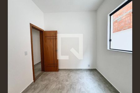 Casa à venda com 130m², 3 quartos e 2 vagas Casa à venda com 130m², 3 quartos e 2 vagasQuarto