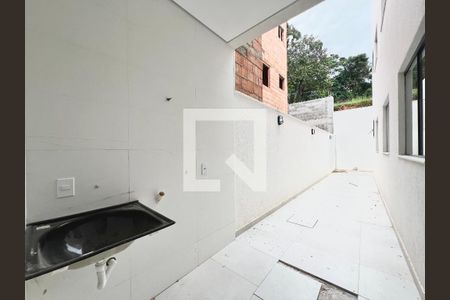 Casa à venda com 130m², 3 quartos e 2 vagas Casa à venda com 130m², 3 quartos e 2 vagasÁrea de serviço