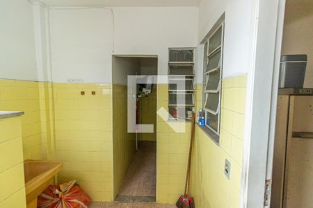 Apartamento para alugar com 120m², 3 quartos e 1 vaga Apartamento para alugar com 120m², 3 quartos e 1 vagaCozinha e Área de Serviço