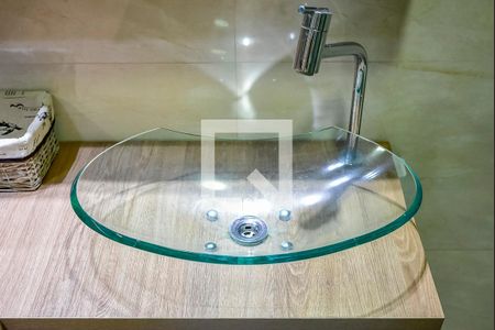 Banheiro de apartamento para alugar com 1 quarto, 40m² em Partenon, Porto Alegre