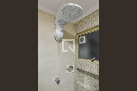 Banheiro de apartamento para alugar com 1 quarto, 40m² em Partenon, Porto Alegre