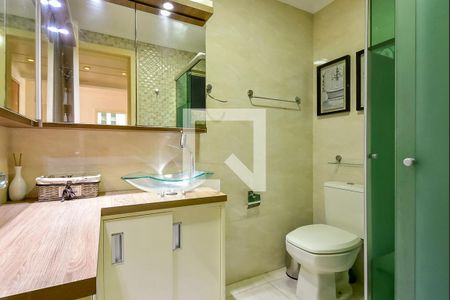 Banheiro de apartamento para alugar com 1 quarto, 40m² em Partenon, Porto Alegre