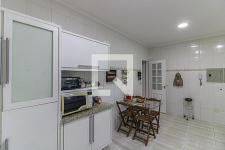 Casa de condomínio à venda com 220m², 5 quartos e 2 vagasCozinha