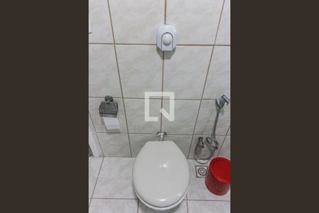 Casa de condomínio à venda com 220m², 5 quartos e 2 vagasSuíte 2 - Banheiro