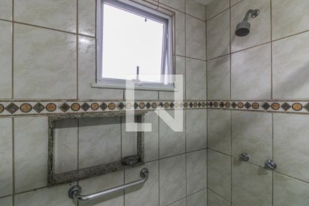 Casa de condomínio à venda com 220m², 5 quartos e 2 vagasSuíte 2 - Banheiro