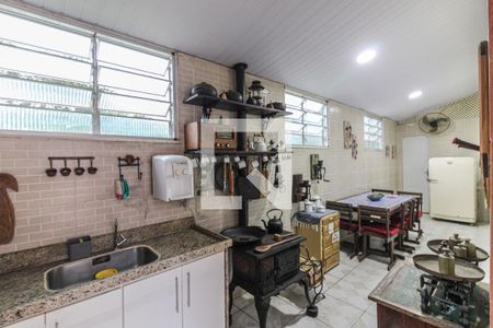 Casa de condomínio à venda com 220m², 5 quartos e 2 vagasÁrea Gourmet