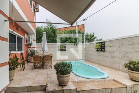 Casa de condomínio à venda com 220m², 5 quartos e 2 vagasÁrea externa