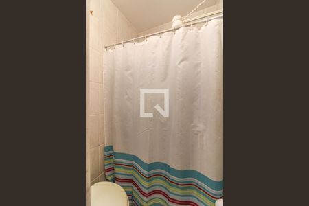 Casa de condomínio à venda com 220m², 5 quartos e 2 vagasLavanderia e Banheiro