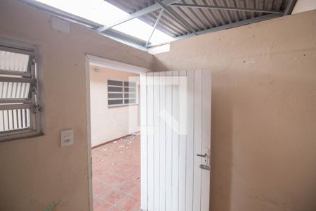 Casa à venda com 240m², 2 quartos e 4 vagasÁrea de Serviço 1 Casa 1