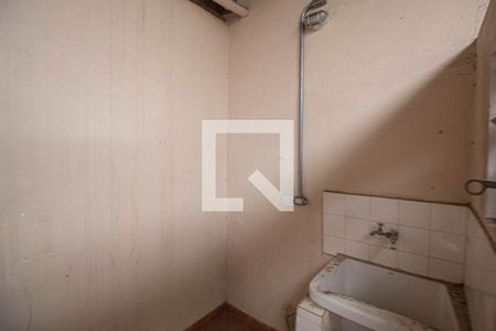 Casa à venda com 240m², 2 quartos e 4 vagasÁrea de Serviço 1 Casa 1