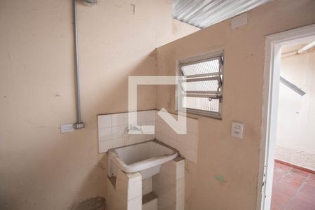 Casa à venda com 240m², 2 quartos e 4 vagasÁrea de Serviço 1 Casa 1
