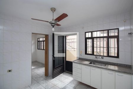 Casa à venda com 240m², 2 quartos e 4 vagasCozinha Casa 2