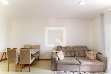 Sala de apartamento à venda com 2 quartos, 60m² em Parque Pinheiros, Taboão da Serra