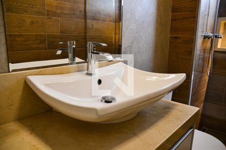 Apartamento à venda com 90m², 3 quartos e 2 vagas Apartamento à venda com 90m², 3 quartos e 2 vagasBanheiro 1